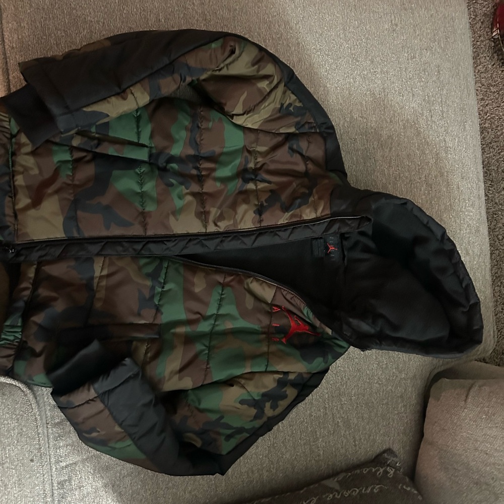 Jordan Camo Puffer Jacket kids size 6